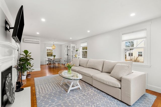 2 Girdler Road, Marblehead, MA 01945