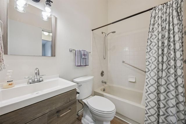 26032 NEWCOMBE CIRCLE, Leesburg, FL 34748