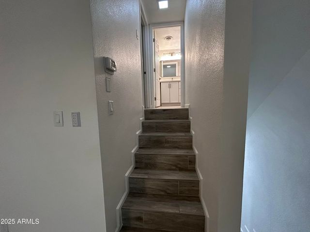 3416 N 44TH Street 10, Phoenix, AZ 85018