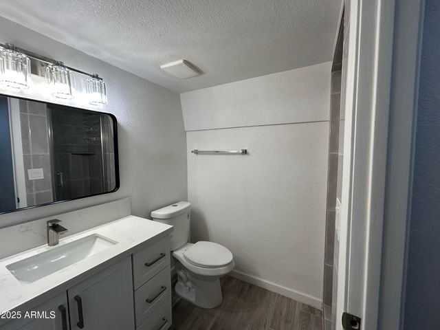 3416 N 44TH Street 10, Phoenix, AZ 85018