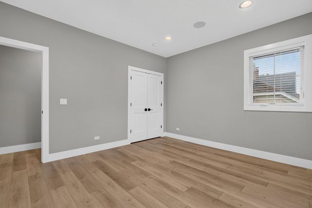 240 S Brainard Avenue 2, La Grange, IL 60525