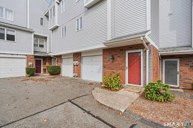 15 Brinley Way 15, Newington, CT 06111
