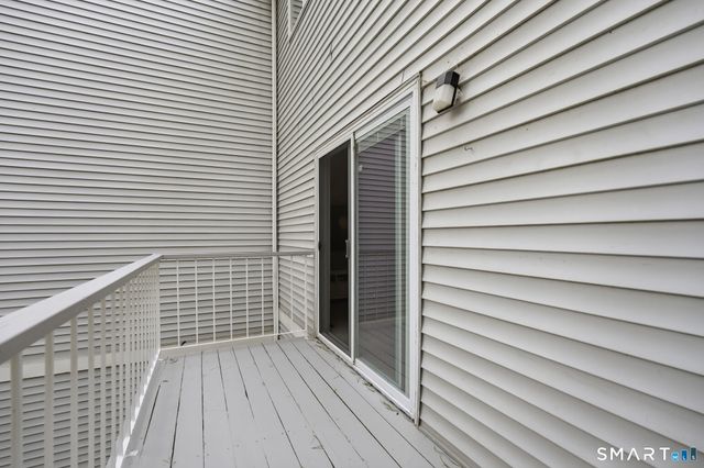 15 Brinley Way 15, Newington, CT 06111