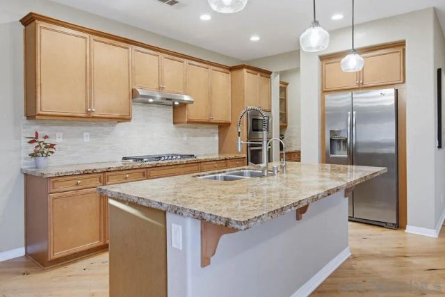 14127 Winged Foot Cir, Valley Center, CA 92082