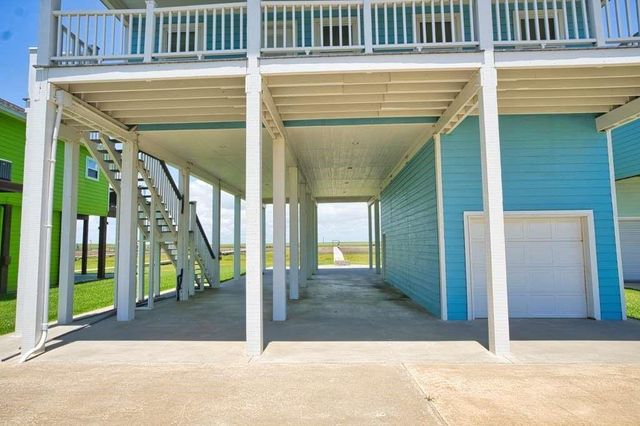 2028 County Road 201, Sargent, TX 77414