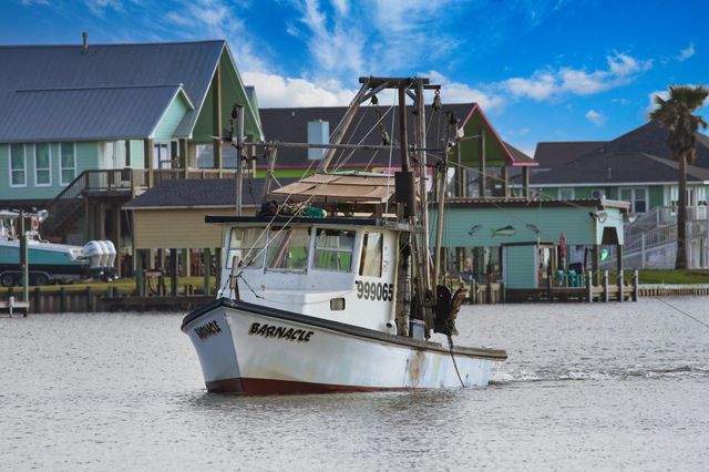 2028 County Road 201, Sargent, TX 77414