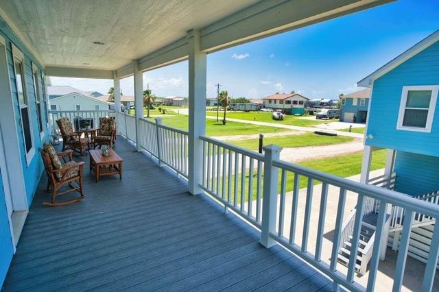 2028 County Road 201, Sargent, TX 77414