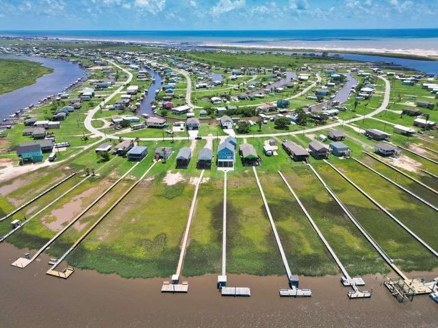 2028 County Road 201, Sargent, TX 77414