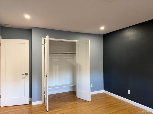 15447 20th Road 2nd FL, Whitestone, NY 11357