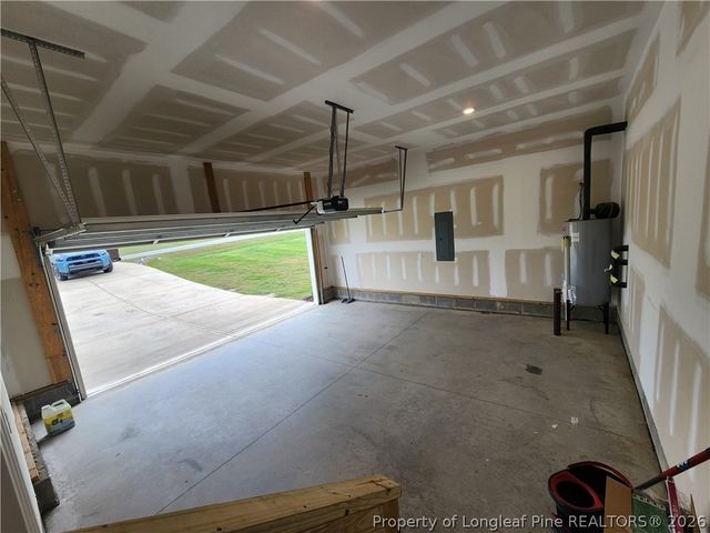 15 CHARLIES BEND Way, Spring Lake, NC 28390