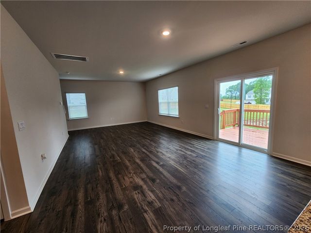 15 CHARLIES BEND Way, Spring Lake, NC 28390
