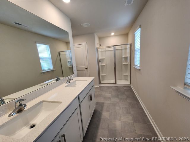 15 CHARLIES BEND Way, Spring Lake, NC 28390