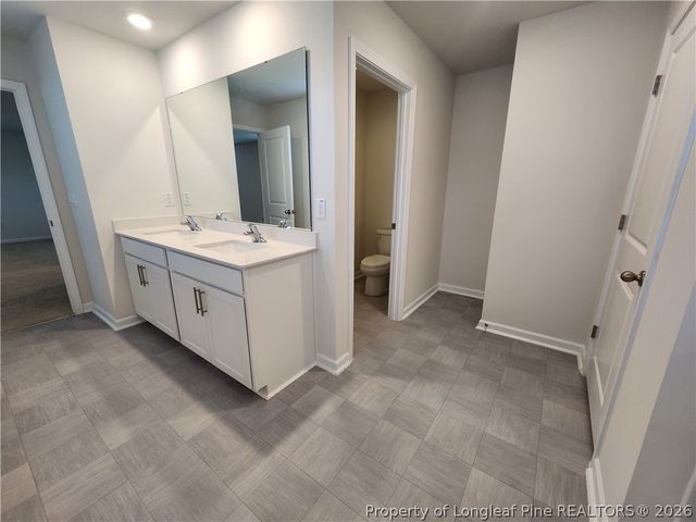 15 CHARLIES BEND Way, Spring Lake, NC 28390