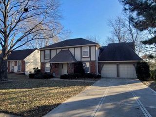 11239 W 99th Place, Overland Park, KS 66214