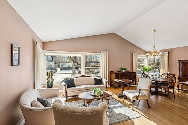 1811 South Boulevard, Evanston, IL 60202