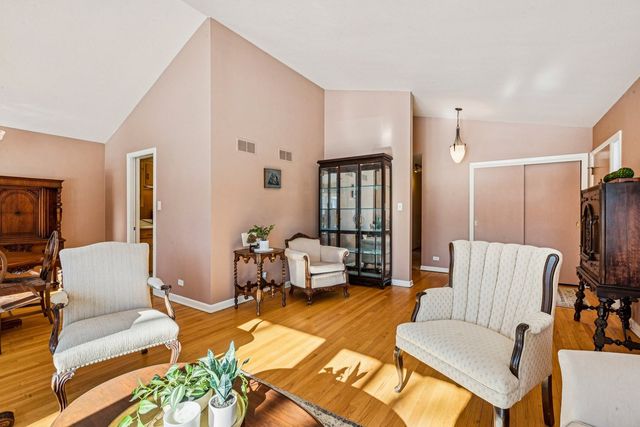 1811 South Boulevard, Evanston, IL 60202