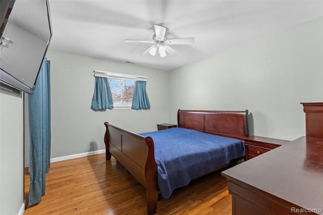 39520 Venetian Drive, Harrison Twp, MI 48045