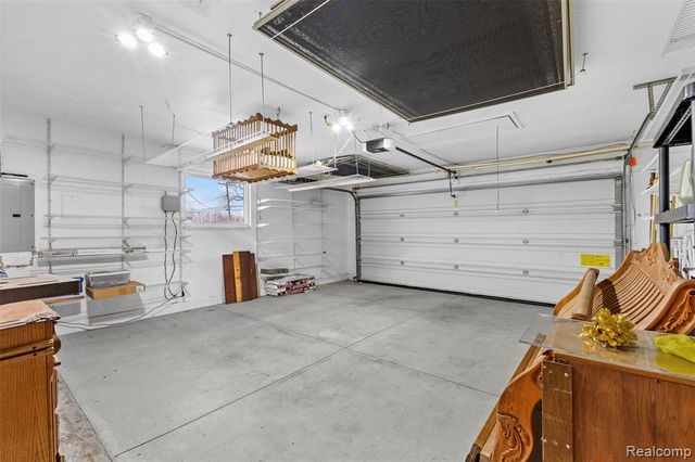 39520 Venetian Drive, Harrison Twp, MI 48045