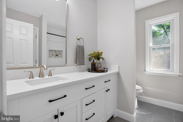 10712 PERRIN CIR, Spotsylvania, VA 22551