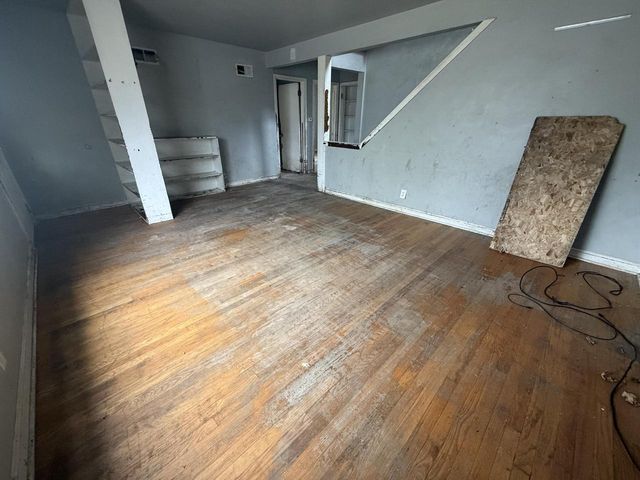 5466 N 57th STREET, Milwaukee, WI 53218