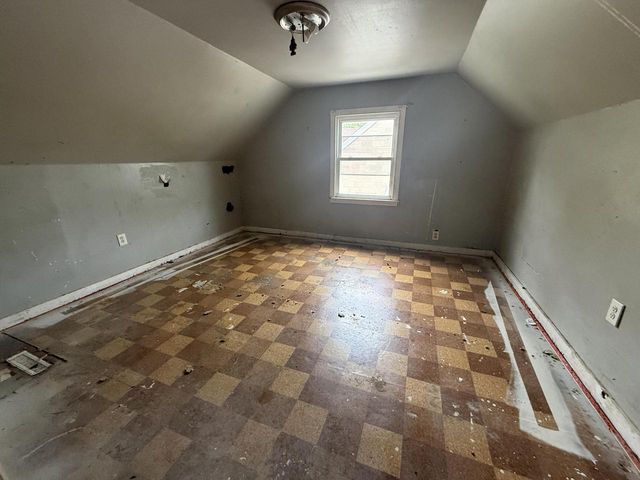 5466 N 57th STREET, Milwaukee, WI 53218