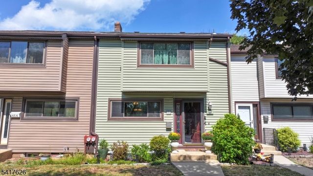466 Brookside Ln, Hillsborough Twp., NJ 08844
