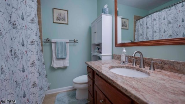 466 Brookside Ln, Hillsborough Twp., NJ 08844