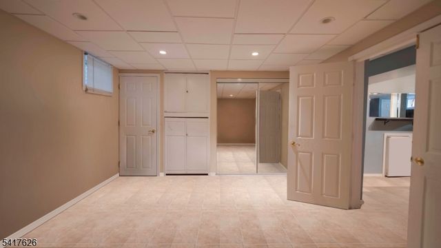 466 Brookside Ln, Hillsborough Twp., NJ 08844