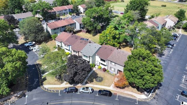 466 Brookside Ln, Hillsborough Twp., NJ 08844