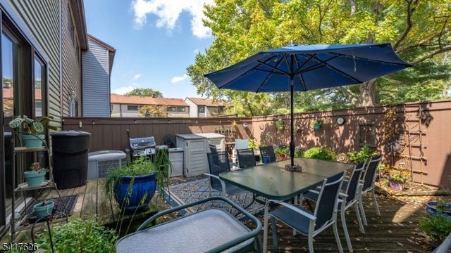 466 Brookside Ln, Hillsborough Twp., NJ 08844