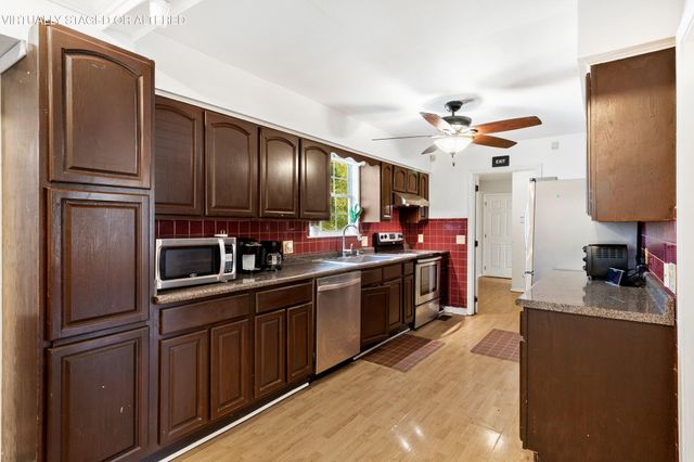 2423 Cedar Creek Drive, Chattanooga, TN 37421