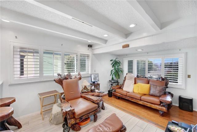 3859 Hollyview Terrace, Culver City, CA 90232