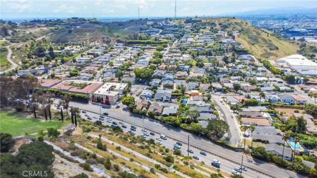 3859 Hollyview Terrace, Culver City, CA 90232