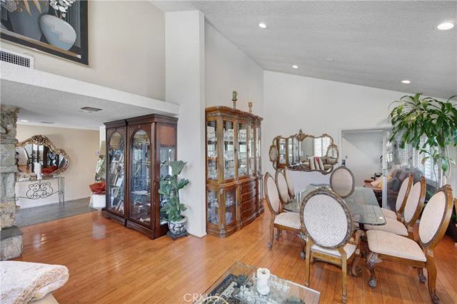 3859 Hollyview Terrace, Culver City, CA 90232