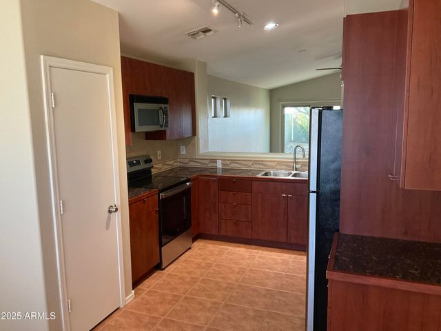 1896 S PINTO Drive, Apache Junction, AZ 85120