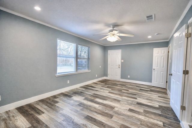 312 Halsey Street, Dallas, TX 75224