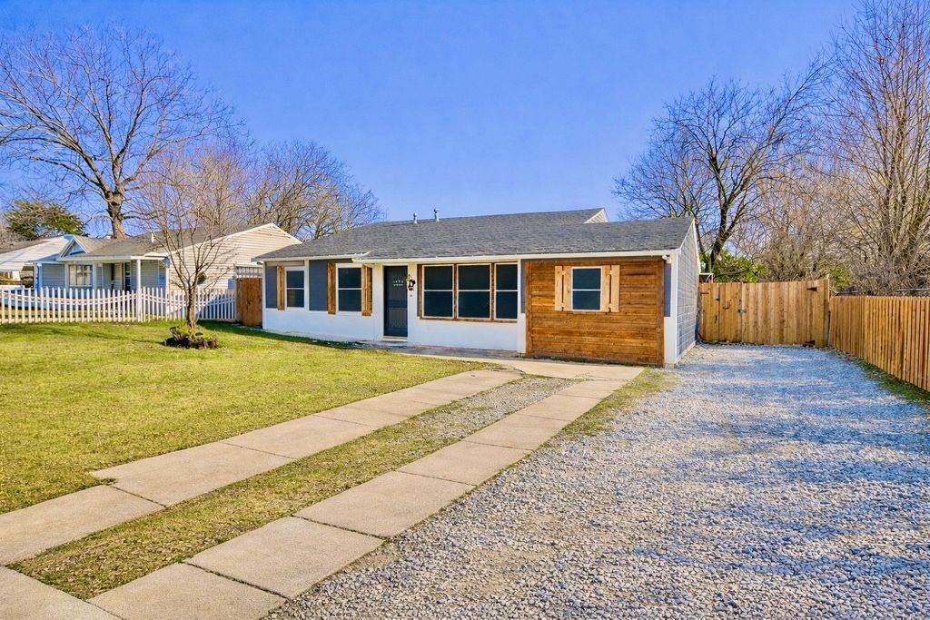 312 Halsey Street, Dallas, TX 75224