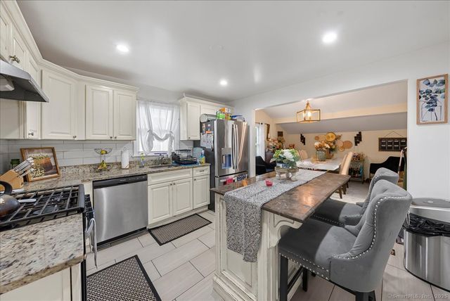 631 Fairview Avenue, Bridgeport, CT 06606