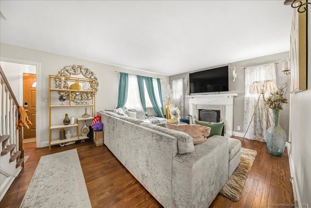 631 Fairview Avenue, Bridgeport, CT 06606