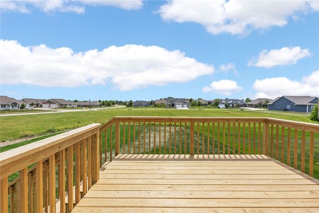 1505 38th Street SE, Cedar Rapids, IA 52403