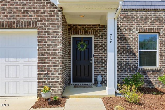 745 Mirror Pond Drive, Zebulon, NC 27597