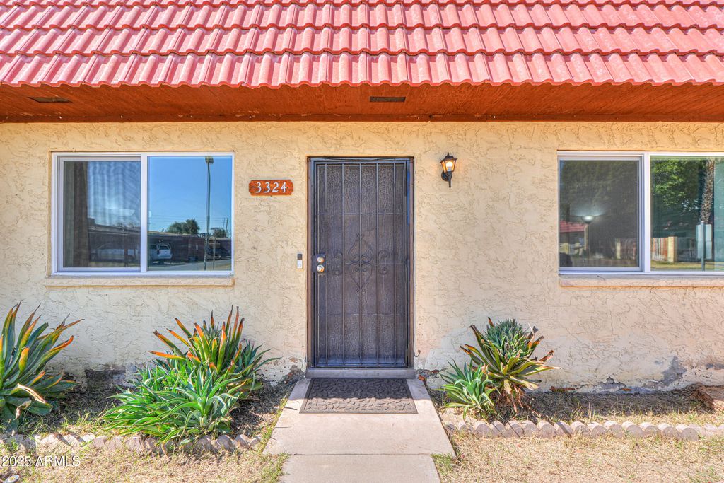 3324 W TANGERINE Lane, Phoenix, AZ 85051 — photo 2