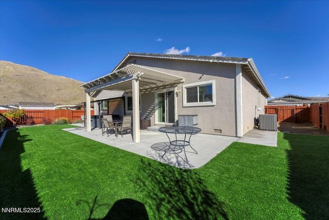 18722 Knott Crk Court, Reno, NV 89508