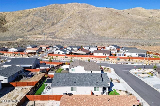 18722 Knott Crk Court, Reno, NV 89508