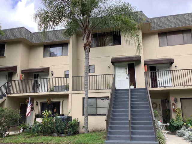 105 Deer Creek Road 205, Deerfield Beach, FL 33442