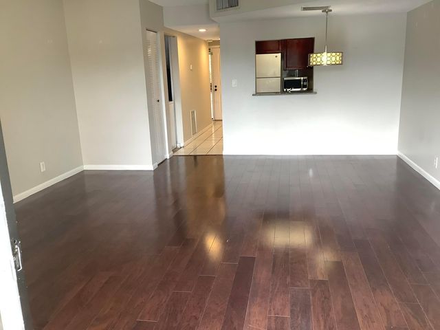105 Deer Creek Road 205, Deerfield Beach, FL 33442