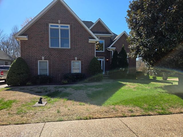 1120 Seven Points Pass, Hermitage, TN 37076