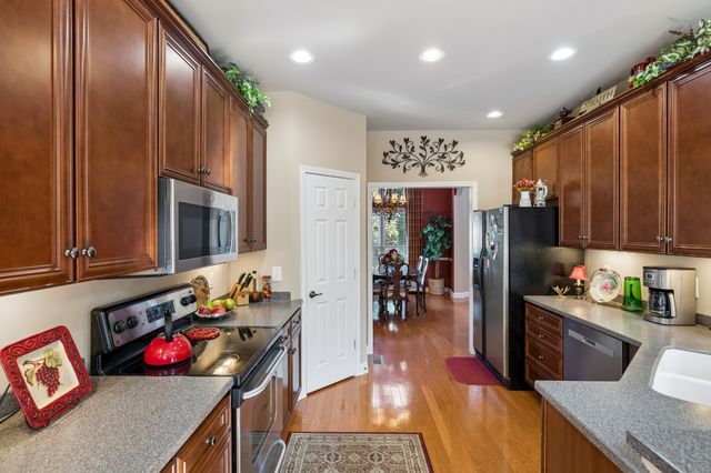 1120 Seven Points Pass, Hermitage, TN 37076