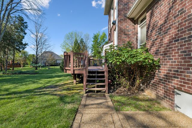 1120 Seven Points Pass, Hermitage, TN 37076