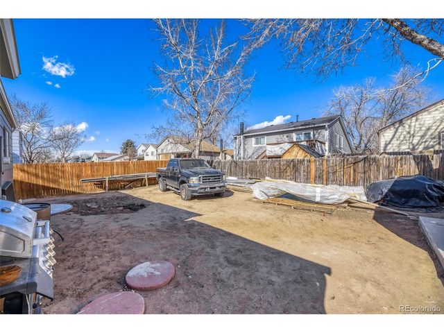 19093 E 22nd Dr, Aurora, CO 80011